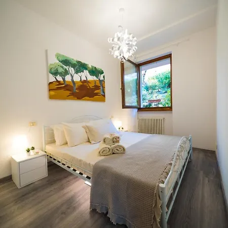 公寓 Ulivi Beth's House 布雷佐内加尔达